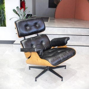 Custom color Classic Chaise Lounge chair with Foot rest Modesto, Eames Puffy Chaise Lounge, holywood chair, Bent wood Armchair
