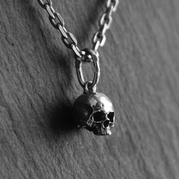 Silberner Totenkopfanhänger / Kleiner Totenkopfanhänger aus Sterlingsilber