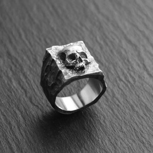 Signet skull silver ring- sterling silver 925 skull - skull ring-half jaw skull band