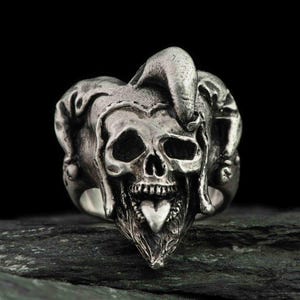 Bague tête de mort en argent Jester - Bijoux audacieux - Accessoire gothique unique - Tête de mort Joker