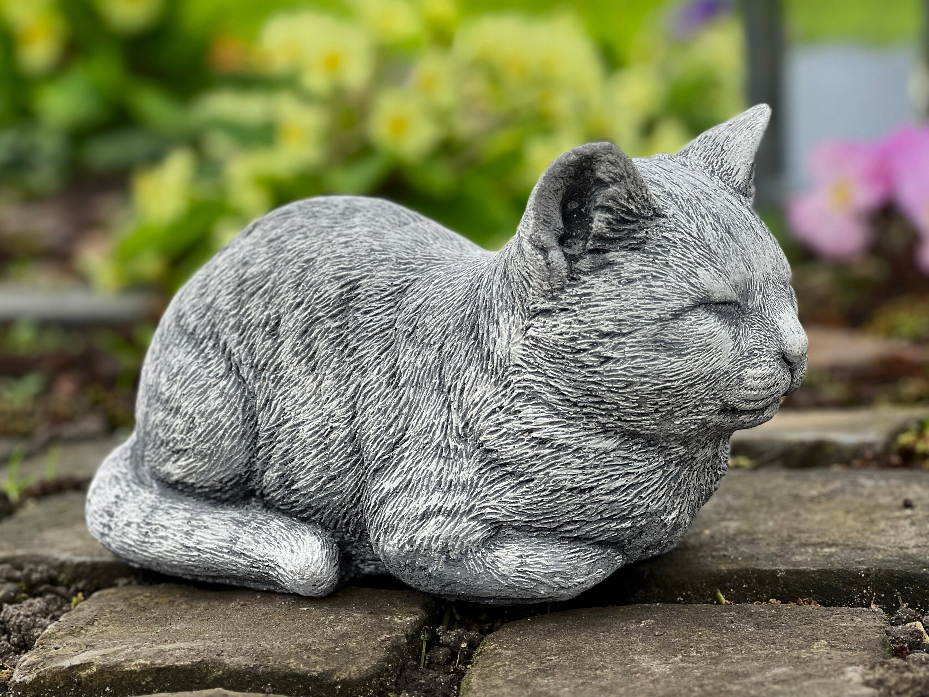 Stone Sleeping Cat Statue Concrete Cat Figurine Outdoor Cat Memorial 