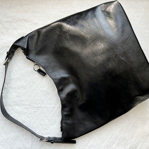 Sac fourre-tout en cuir souple pour femme, sac à bandoulière hobo en cuir végétalien, sac à main souple en cuir, sac cabas en cuir, cadeau d'anniversaire pour fille image 4