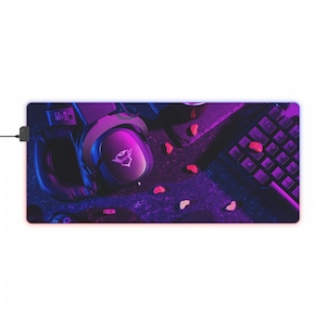 Gamers - Extended LED Light-up Large Mouse Mat / Mouse Pad