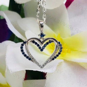 Anelli della collezione Love di Vera Wang