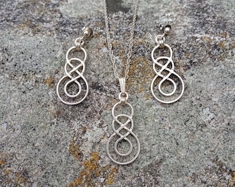 Vintage Silver Jewellery Set, Silver Necklace and Studs Earrings