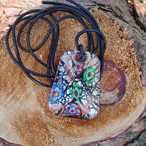 Collier pendentif en verre dichroïque, collier en verre unique