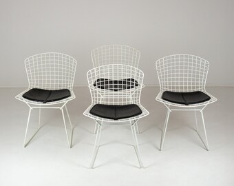 Harry Bertoia Chairs with seat pads, Made by Knoll c.1960's. Set of 4 chairs