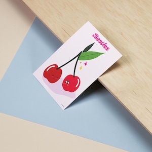 Carte de voeux illustrée A6, pastille à gratter pour message surprise et enveloppe kraft -  Cherries besties