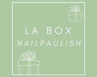Nailpaulish gift box. Subscription of your choice
