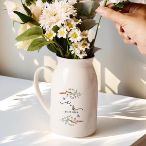 Personalized Wedding Flower Vase, Engagement Ceramic Vase, Anniversary Gifts, Couple Wedding Gifts, Proposal Party Favor, Gift for Newlyweds