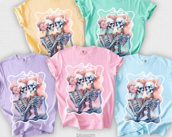 Cute Skeleton Shirt, Comfort Colors Teacher Shirt, Skeleton Love T-Shirt, Gift for Girlfriend, Gift for Wife, Halloween Shirt, Gothic Tee