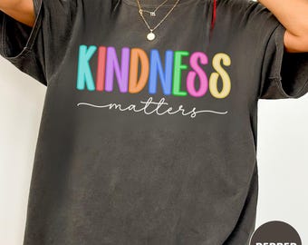 T-shirt « La gentillesse compte » aux couleurs apaisantes, T-shirt à manches courtes, T-shirt à manches longues, T-shirt sur la santé mentale, T-shirt pour conseiller, T-shirt pour enseignant