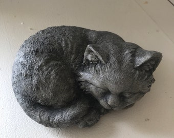 0170 Latex mould mold sleeping cat