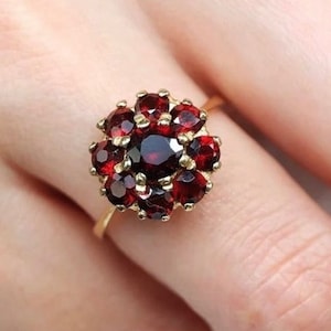 Flower Ring Natural Red Garnet Flower Ring Gold Vermeil Engagement Ring minimalist gift for her January Birthstone Mozambique Garnet Ring
