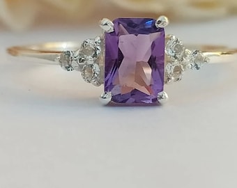 Natural Amethyst Solitaire Ring-Emerald Cut Amethyst Ring-Amethyst Vintage Ring-925 Sterling Silver minimalist Jewelry Handmade Ring gift