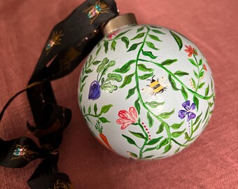 Adorno pintado a mano