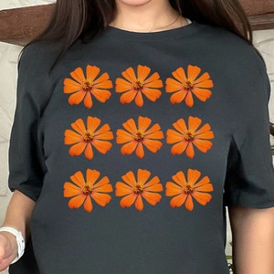 Woman&#39;s Poppy flower Tee shirt, gift for her, Flowered t-shirt, floral wildflower shirt, botanical shirt, vintage orange poppies, girl&#39;s tee