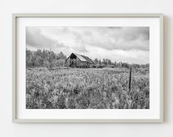 Abandoned Barn in Rural Ontario | Limited Edition of 10