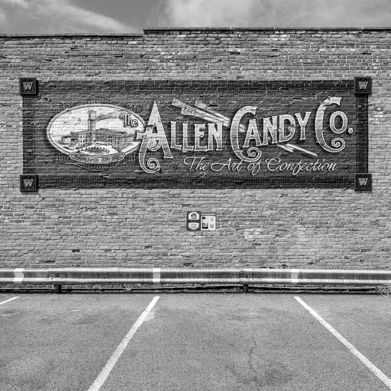 Historic Route 66 mural on brick wall in Pontiac Illinois