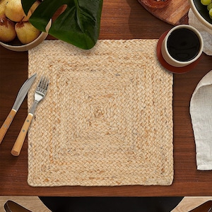 Rustic Natural Jute Table Placemats , Heat Resistant, Farmhouse Boho Dining Table Décor Hand Braided Table Mats Set 14 Inches