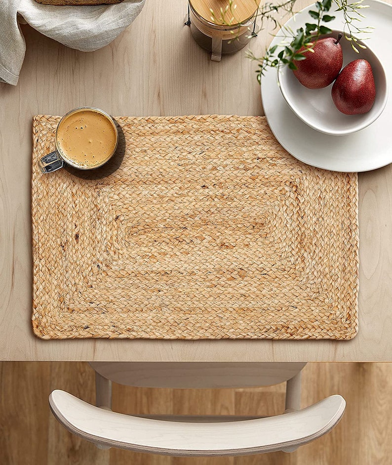 Rustic Natural Handmade Rectangle Jute Braided Table Mats , Heat Resistant Bohemian Dining Table