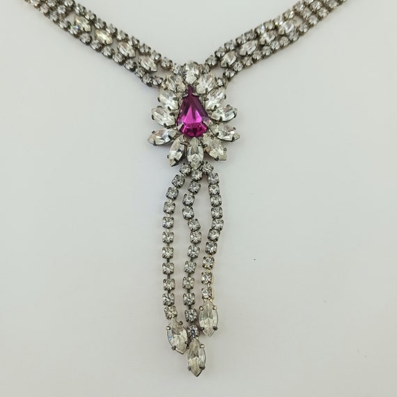 Clear & fuschia rhinestone parure, necklace drop … - image 8