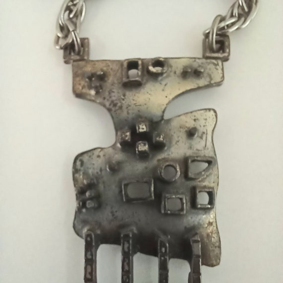 Large brutalist statement necklace, silver tone metal… Gem