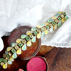 Vintage Kramer-strass-armband, groengele cabochons, gesigneerde sieraden
