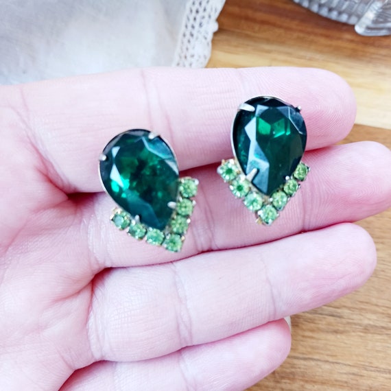 Art deco faux emerald earrings large two-tone rhi… - image 6