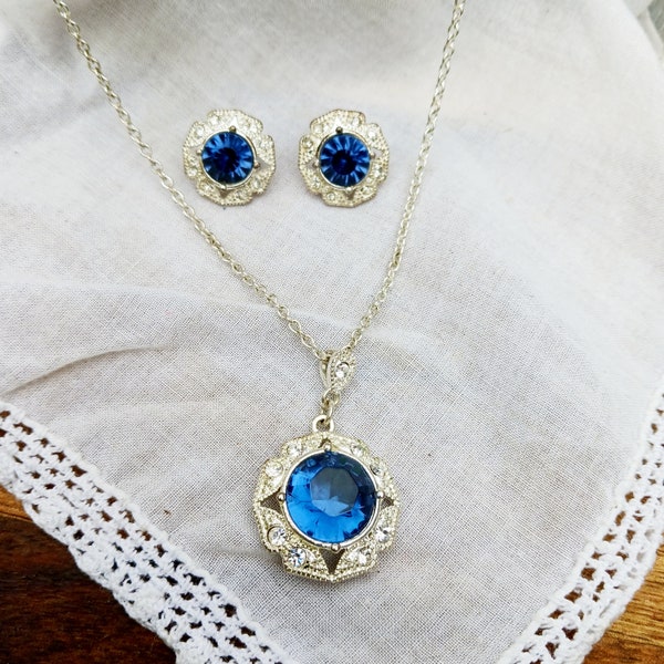 Vintage klar und blau Kristall Parure, faux Diamanten Saphire Halskette Ohrringe Set, schöne Schmuck funkelnde Strass königliches Geschenk