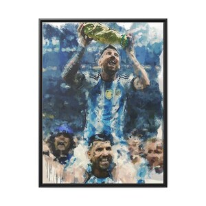 Lionel Messi raises the World Cup