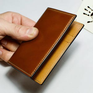 Portefeuille en cuir de Cordoue Shell : pli vertical italien pleine fleur fait main