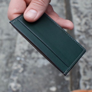 Porte-cartes classique, Portefeuille sur mesure de luxe, Porte-cartes en cuir, Portefeuille vert, Portefeuille compact en cuir italien, Portefeuille fin en cuir naturel