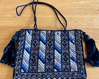 1920er Jahre gestickte Abendtasche