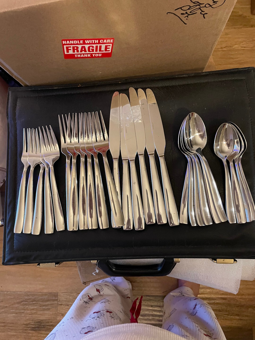 Oneida Heavy Flatware Set Stainless Steel 18/10, Fork 6, Salad Fork 5