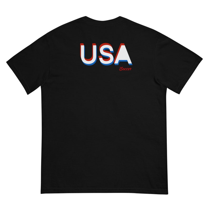 Men’s garment-dyed heavyweight t-shirt