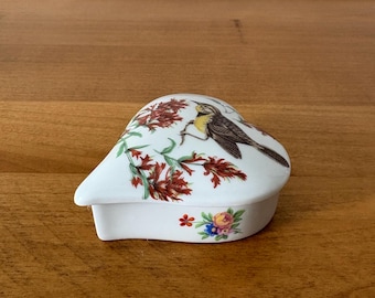 Small Vintage French Limoges Heart Shaped Porcelain Trinket Box