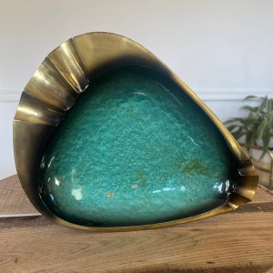 Mid Century Modern Ashtray, Vintage, Vintage Decor, Bar Decor, Vintage Barware, Green, Gold