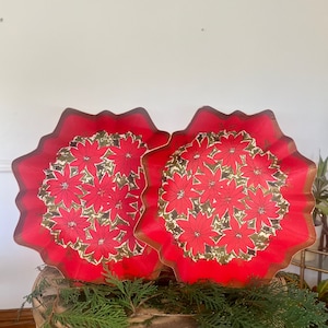 2 Vintage Christmas Poinsettia Trays, Cardboard Vintage Bowls, Christmas Nostalgia, Holiday Snack, Vintage Christmas Decor, MCM Christmas
