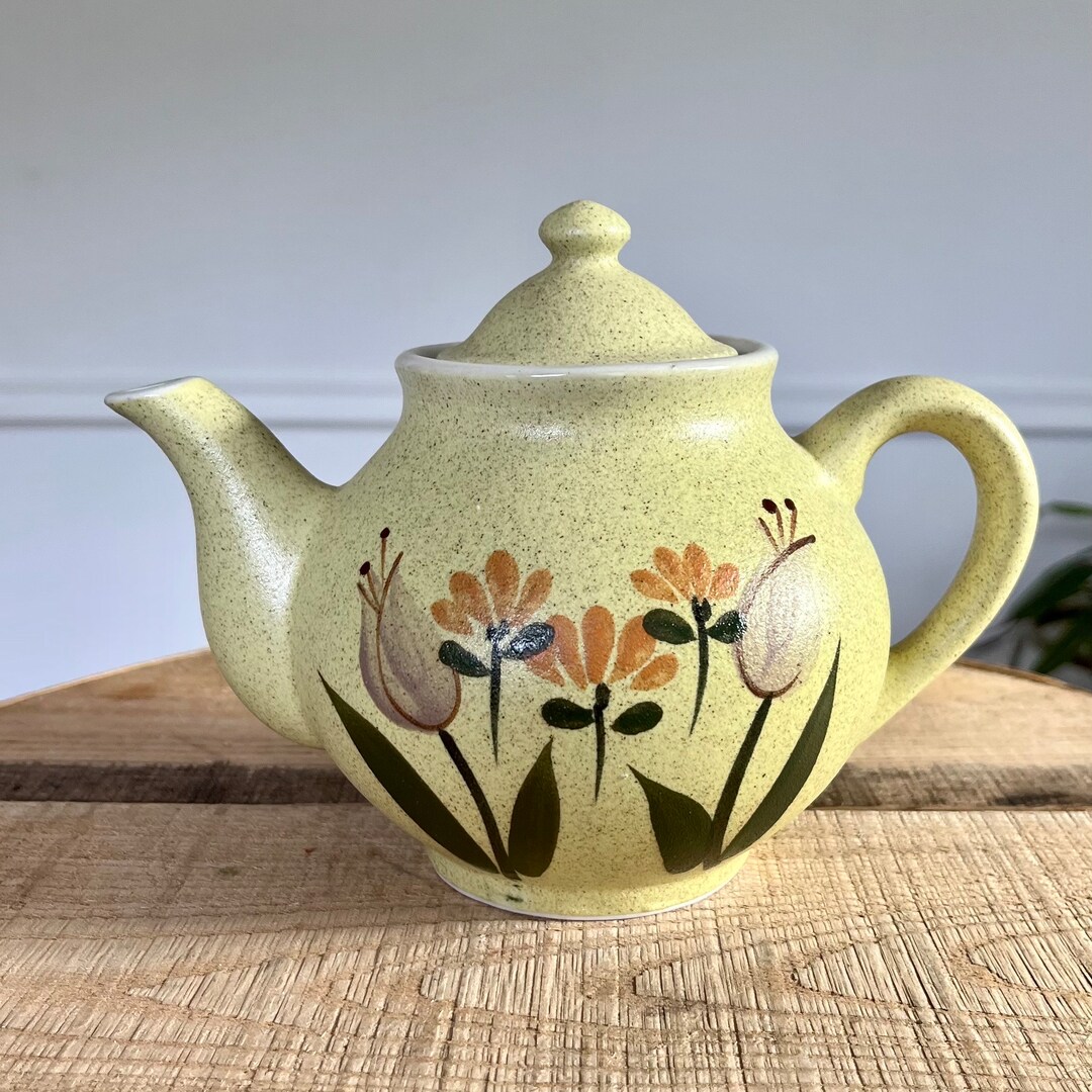 Floral Teapot, Vintage Teapot, Speckled Light Green, Spring Decor, Tea