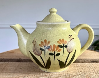 Floral Teapot, Vintage Teapot, Speckled Light Green, Spring Decor, Tea Pot, Spring Decor, Cottagecore