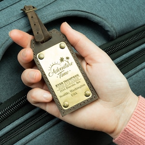 Personalized Leather Luggage tag with antic brass plates, Custom Travel Tag, Wanderlust gift, Christmas Journey Gift, Traveler's gift