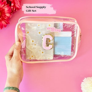 Cadeau personnalisé pour la rentrée des classes de professeur pour un enseignant d'âge préscolaire Cadeau pour un enseignant de première année Pochette de fournitures scolaires Cadeau de rentrée des classes pour une fille