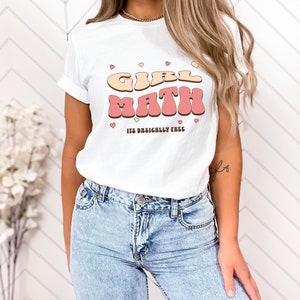 女の子用数学Tシャツ：面白いトレンドのテキストシャツ