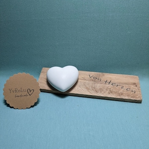 Souvenirs, from the heart, Mother&#39;s Day, Raysin, heart on wooden blocks