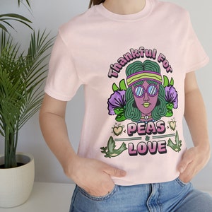 Thankful for Peas & Love shirt, Peace Love Shirt, Peace Shirt, Hippie T-shirt, Groovy Retro Shirt, Hippie Life Shirt, Camping Shirt,Clothing