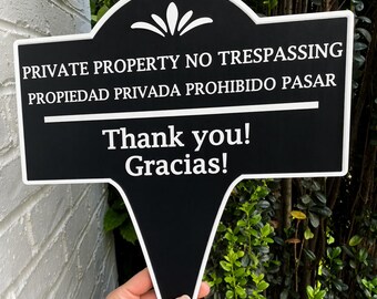 Stake Private Property No Trespassing Sign – Bilingual