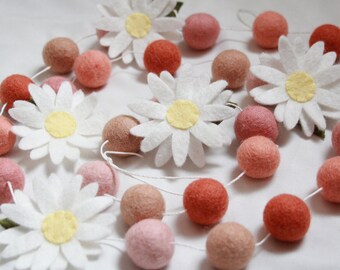 guirlande de fleurs boule en feutre marguerite | Pompon | Décoration de fête | Cadeau de shower de bébé fille | 1er anniversaire | Chambre d'enfant