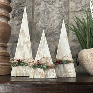 Wooden trees, Color option Christmas trees, wood Christmas trees, tree shelf sitters, Christmas décor, rustic Christmas  (Set of 3)