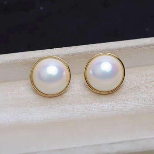 18k Solid Gold Mabe Pearl Stud Earrings: Japan Seawater Pearl (12/16mm)